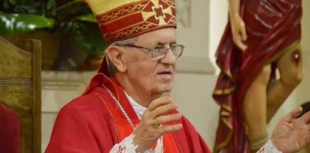 Campos recebe corpo de Dom Roberto Guimarães para velório e sepultamento na Catedral