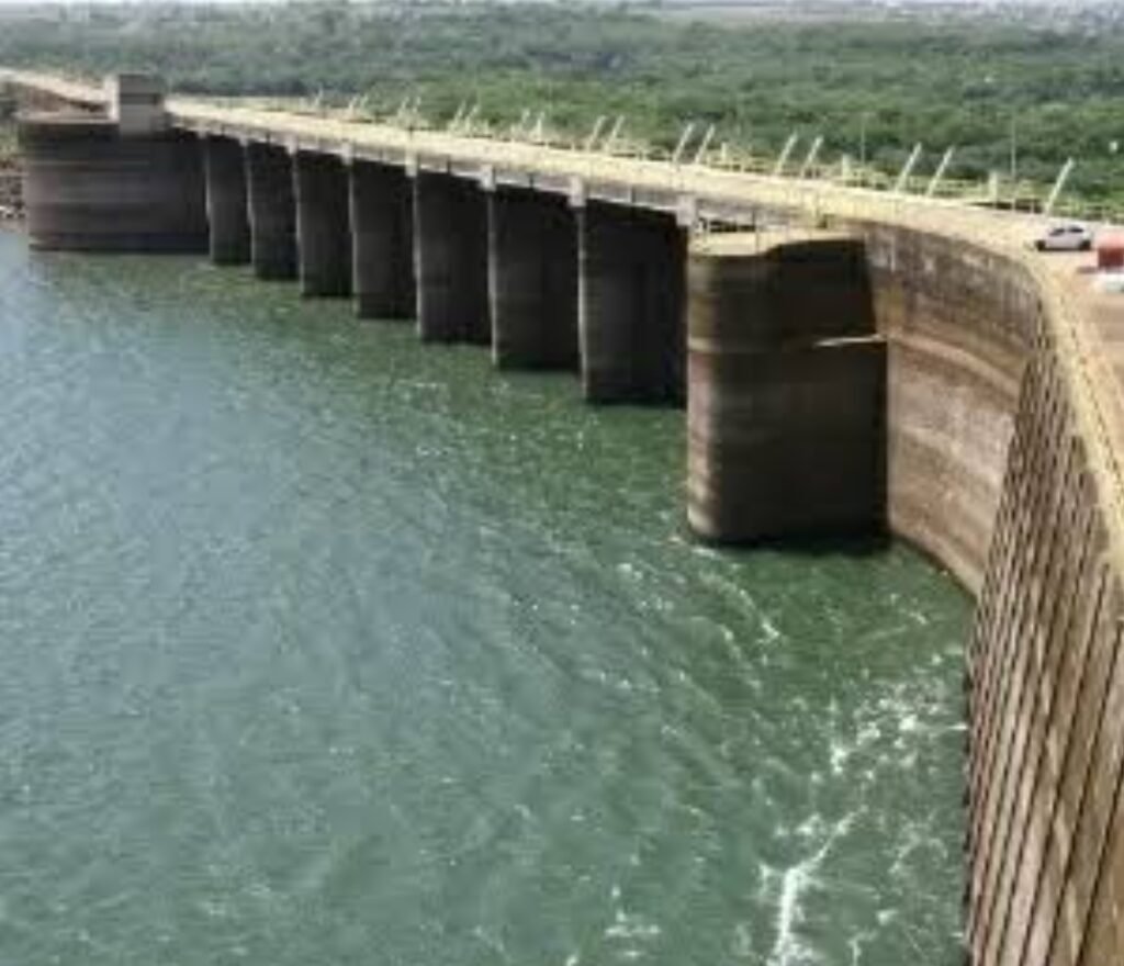 Conta de luz mais cara: bandeira vermelha neste mês de junho