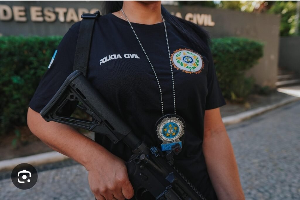 Polícia Civil prende quatro em megaoperação contra crimes virtuais de violência contra mulheres