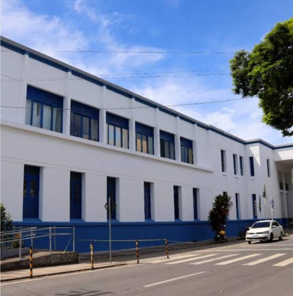 Piso do Magistério de Campos passa a seguir valor nacional por decreto municipal