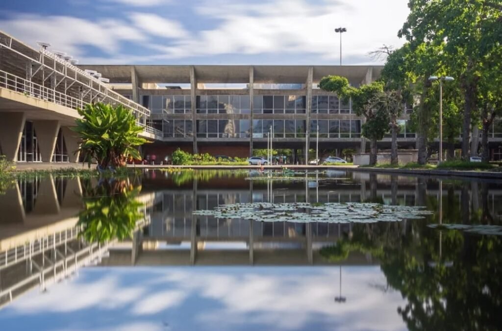 Lideranças femininas dos BRICS se reúnem no Rio em evento paralelo à Cúpula
