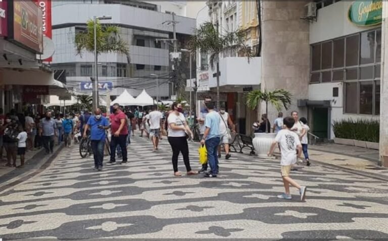 Comércio de Campos poderá abrir no feriado de 6 de agosto para impulsionar vendas do Dia dos Pais