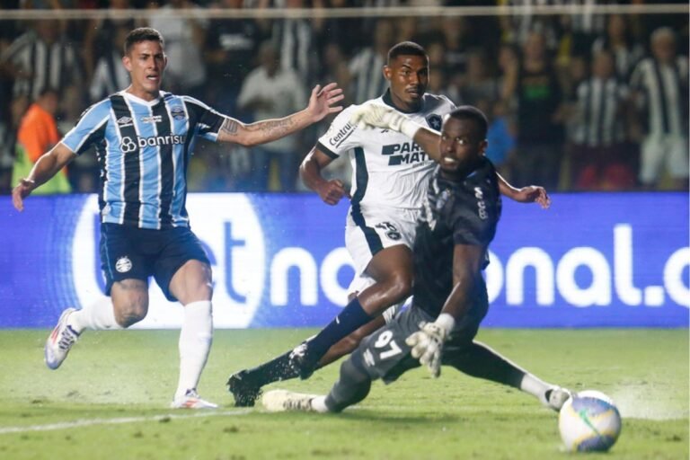 Grêmio e Botafogo ficam no empate por 1 a 1 em duelo da Série A
