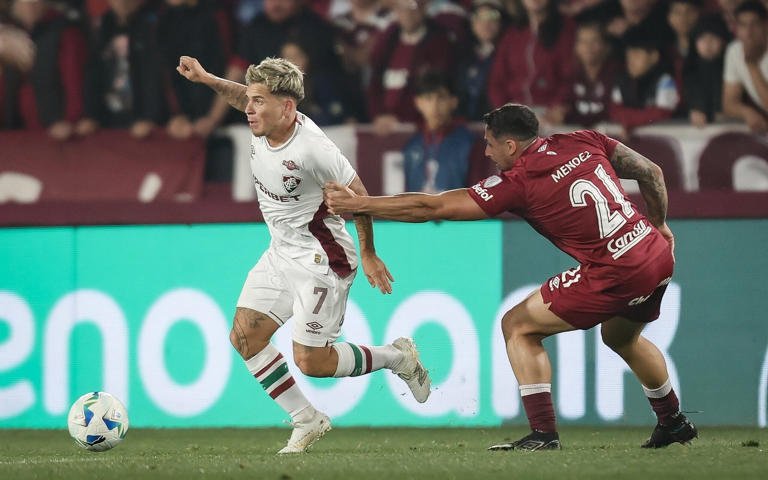 Fluminense recebe o Lanús no Maracanã em busca da vaga na semifinal da Sul-Americana