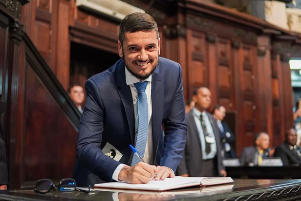 Alerj avança com pacote de Bacellar que promete endurecer regras contra o crime no Rio