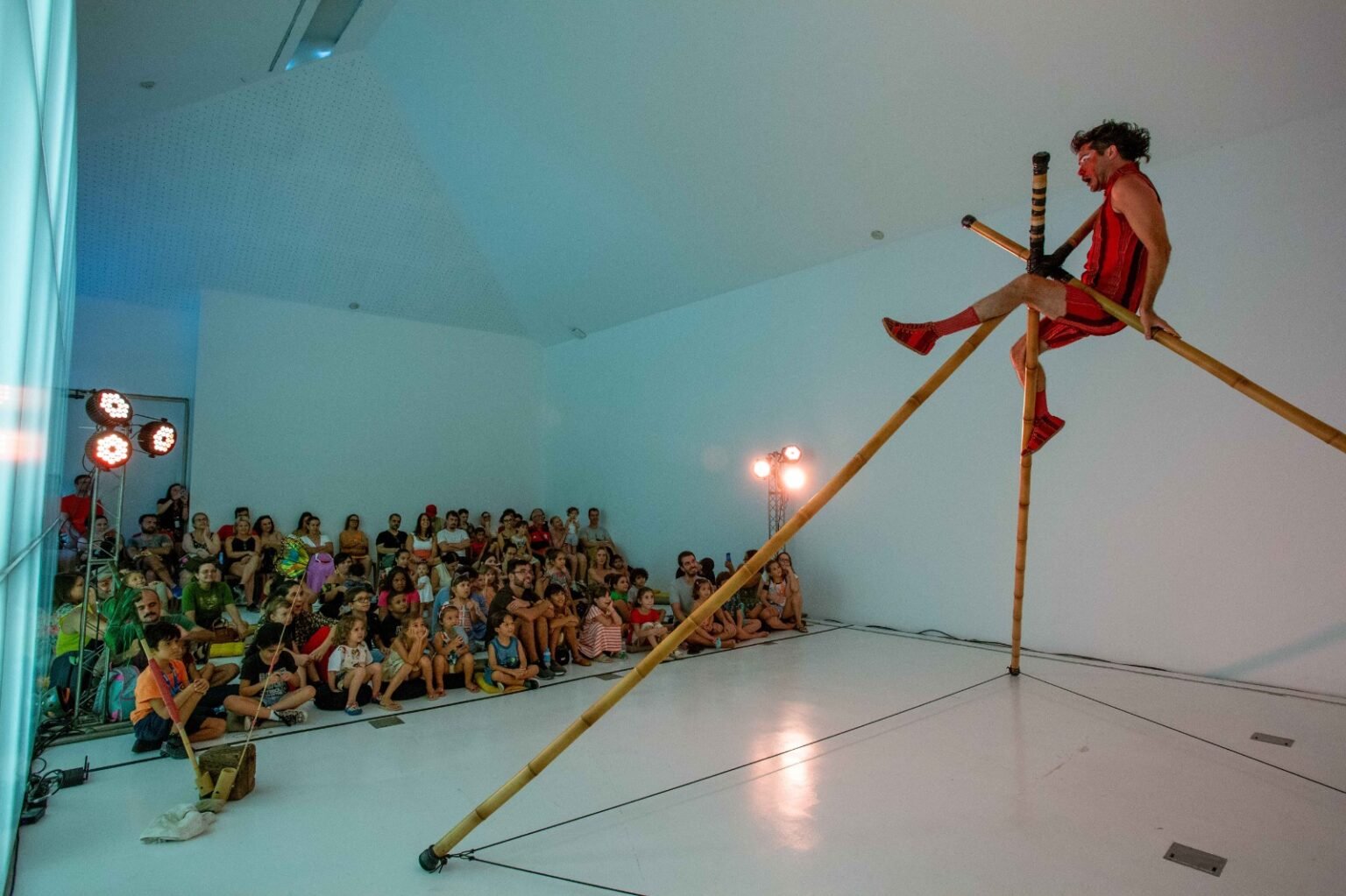 Teatro Firjan SESI Campos abre inscrições para cursos culturais voltados às crianças