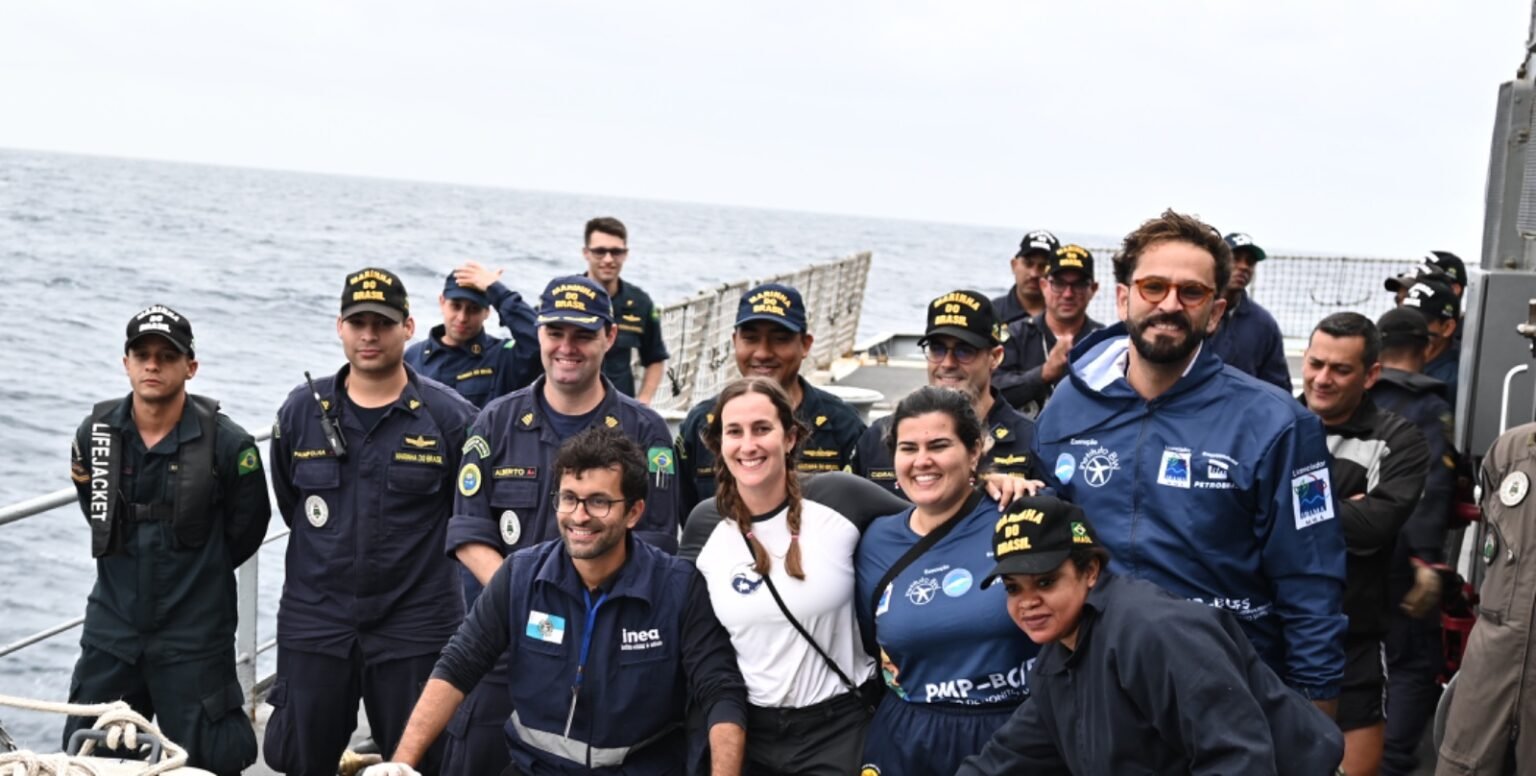 Instituto BW devolve ao mar 17 pinguins e um lobo-marinho reabilitados em ação integrada no Rio de Janeiro