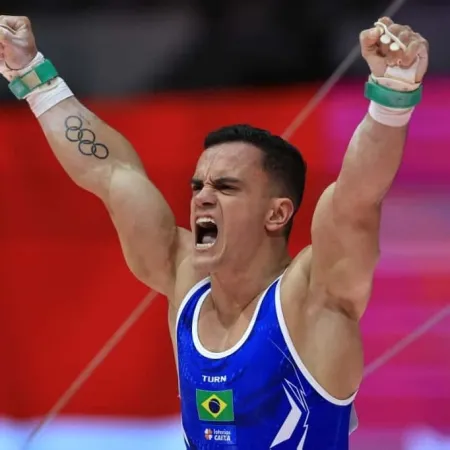 Caio Souza termina entre os 10 melhores no Mundial de Ginástica Artística