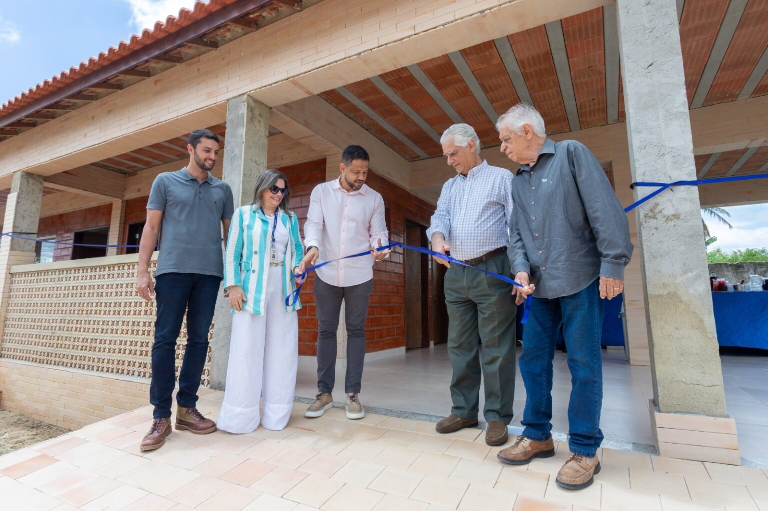Setor cerâmico de Campos inaugura laboratório de ensaios com equipamentos cedidos pela Firjan SENAI