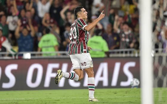 Fluminense impõe autoridade no Maracanã e derrota Atlético-MG por 3 a 0