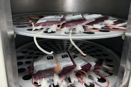 Hemocentro de Campos alerta para falta de sangue e pede doações de tipos com RH negativo