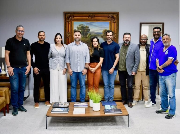 Prefeito Wladimir articula parceria para apoiar base de Americano, Goytacaz e Roxinho