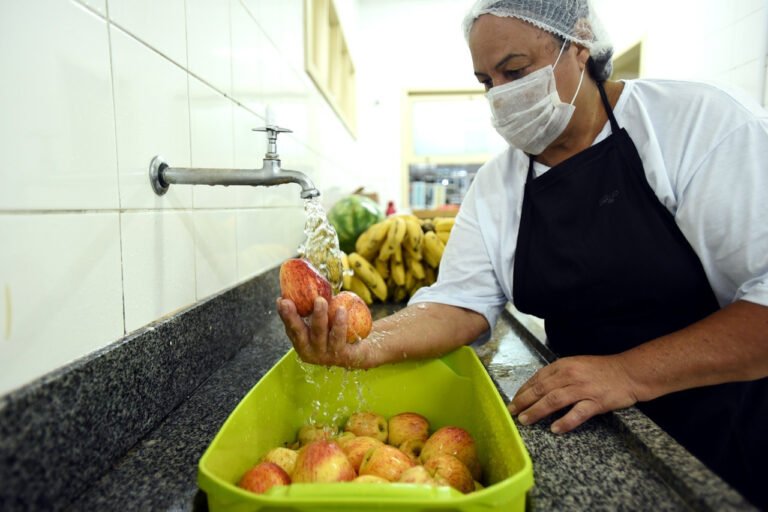 Merenda Escolar: envelopes da Agricultura Familiar serão abertos nesta quarta em novo local