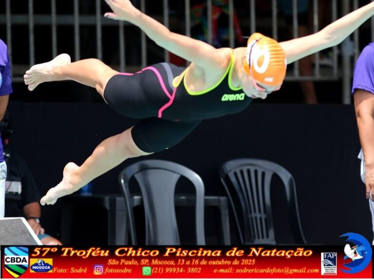 Nicole de Thuin conquista prata no revezamento 4×100 livre no Troféu Chico Piscina