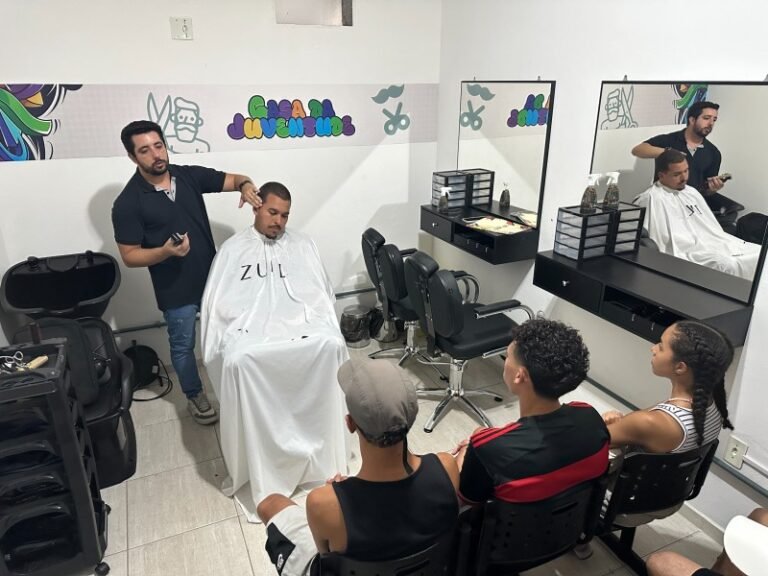 Jovens de São João da Barra ganham novas oportunidades com oficinas gratuitas da Casa da Juventude