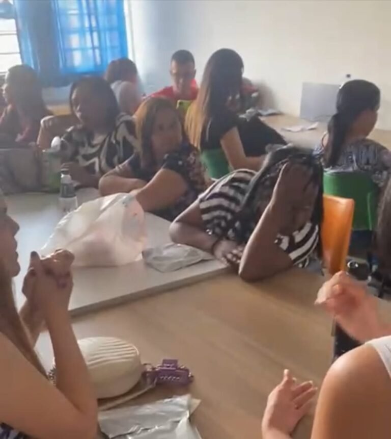 Prova Nacional do Docente na Universidade Estadual do Norte Fluminense Darcy Ribeiro (UENF) vira palco de caos: faltaram salas, carteiras e fiscais