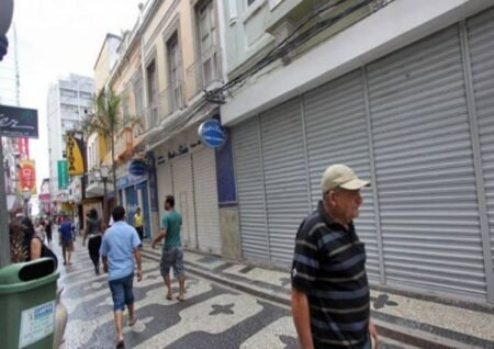 Comércio de Campos não abrirá no dia 20 em razão do feriado do Comerciário