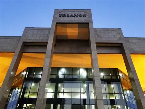 Espetáculo “Quem dança é mais feliz” do Projeto Canoa encanta o público nesta sexta no Trianon