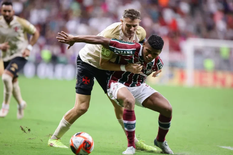 Vasco e Fluminense fazem clássico carioca nesta segunda-feira pelo Brasileirão