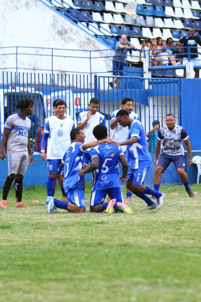 Goytacaz garante acesso e agora busca o título da Série B2 do Carioca