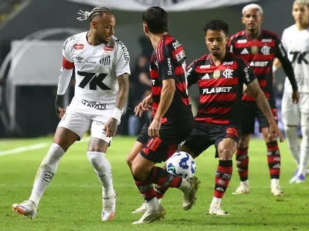 Flamengo e Santos se enfrentam hoje pelo Brasileirão com olho na Liderança.