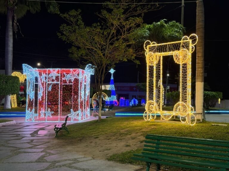 Papai Noel visita Praça São Francisco de Paula neste sábado com música e muita magia natalina