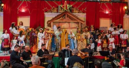 Praça São João Batista recebe reapresentação do Reisado das Pastorinhas neste sábado