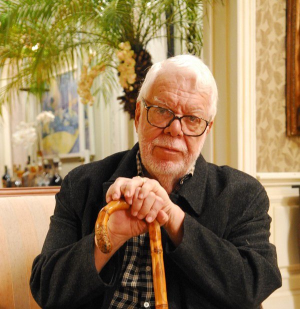 Morre Manoel Carlos, autor de clássicos da teledramaturgia brasileira, aos 92 anos