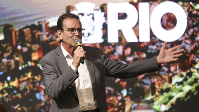 Paes chega a 43% e lidera corrida ao Governo do RJ