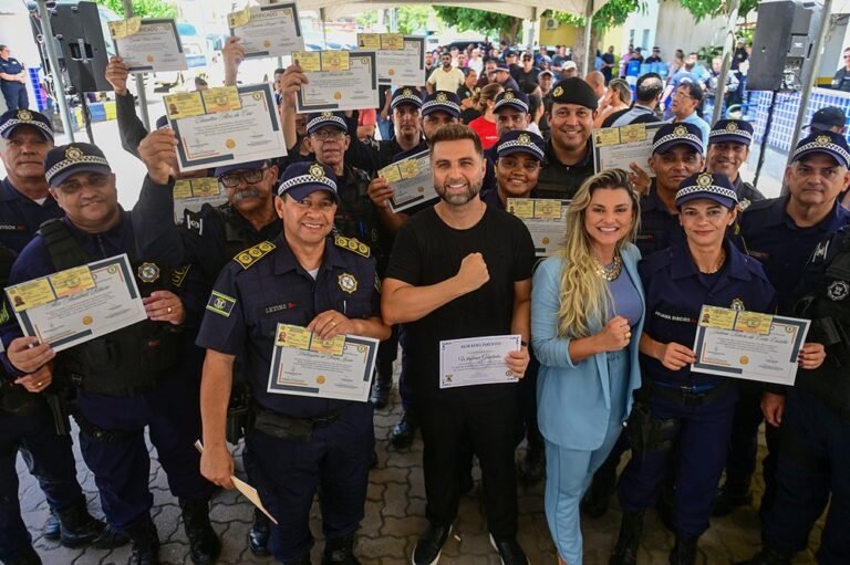 Guarda de Campos forma 1ª turma habilitada para atuar armada