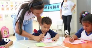 São João da Barra conquista Selo Prata nacional por avanços na alfabetização infantil