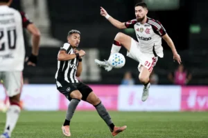Flamengo atropela o Botafogo no clássico e vence por 3 a 0 no Brasileirão