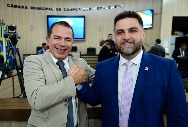 Wladimir Garotinho anuncia renúncia e Frederico Paes assumirá Prefeitura