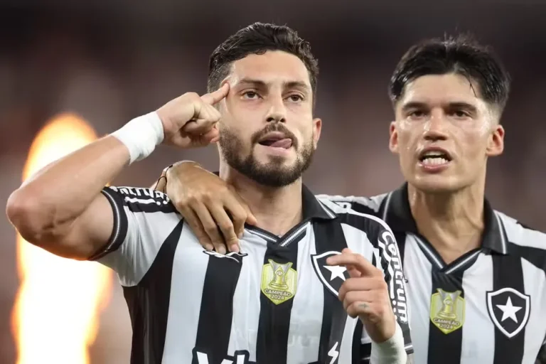 Botafogo encara Athletico-PR fora de casa pela 5ª rodada do Brasileirão
