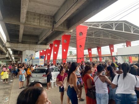 Troca do Cartão Goytacá gera tumulto e grande fila na Vila Olímpica Lulu Beda no primeiro dia