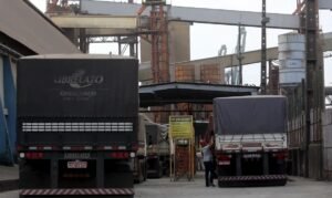 Governo endurece regras e obriga cumprimento do piso mínimo do frete