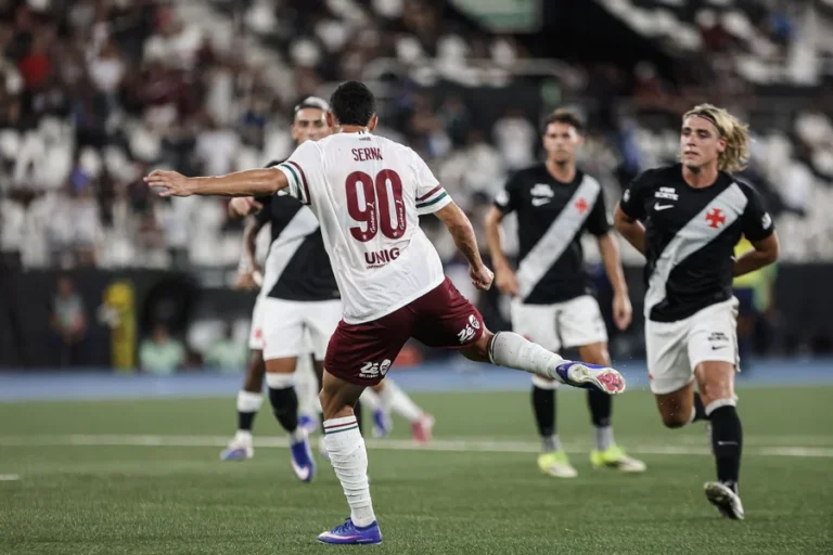 Fluminense e Vasco decidem vaga na final do Carioca no Maracanã