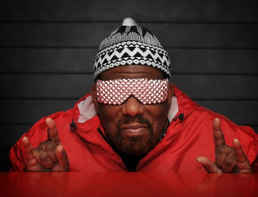Morre Afrika Bambaataa, ícone mundial do hip-hop, aos 68 anos