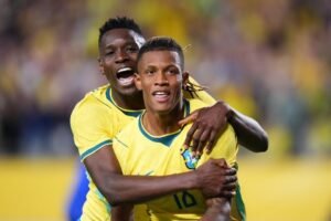 Brasil vence a Croácia em último amistoso antes da Copa e encerra preparação com vitória
