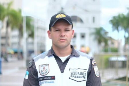 Governador em exercício promove reestruturação na segurança e retira programas da esfera política no RJ