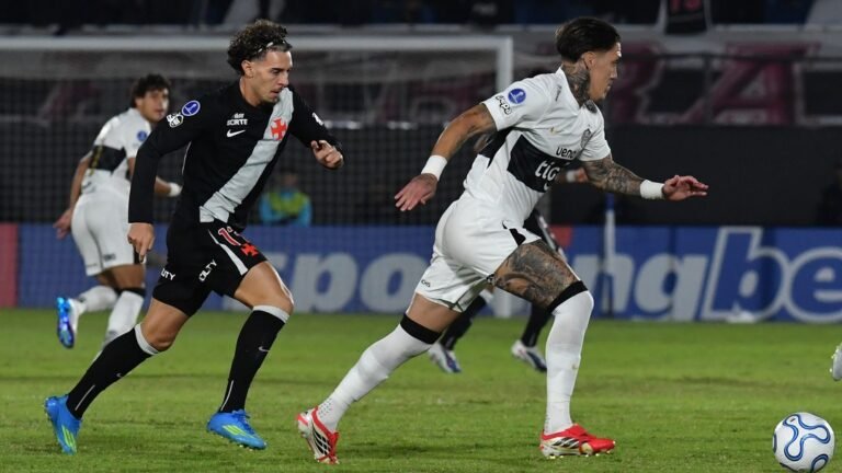 Vasco sofre virada no Paraguai e complica situação continental