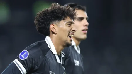 Botafogo goleia o Independiente Petrolero e fica perto das oitavas da Sul-Americana