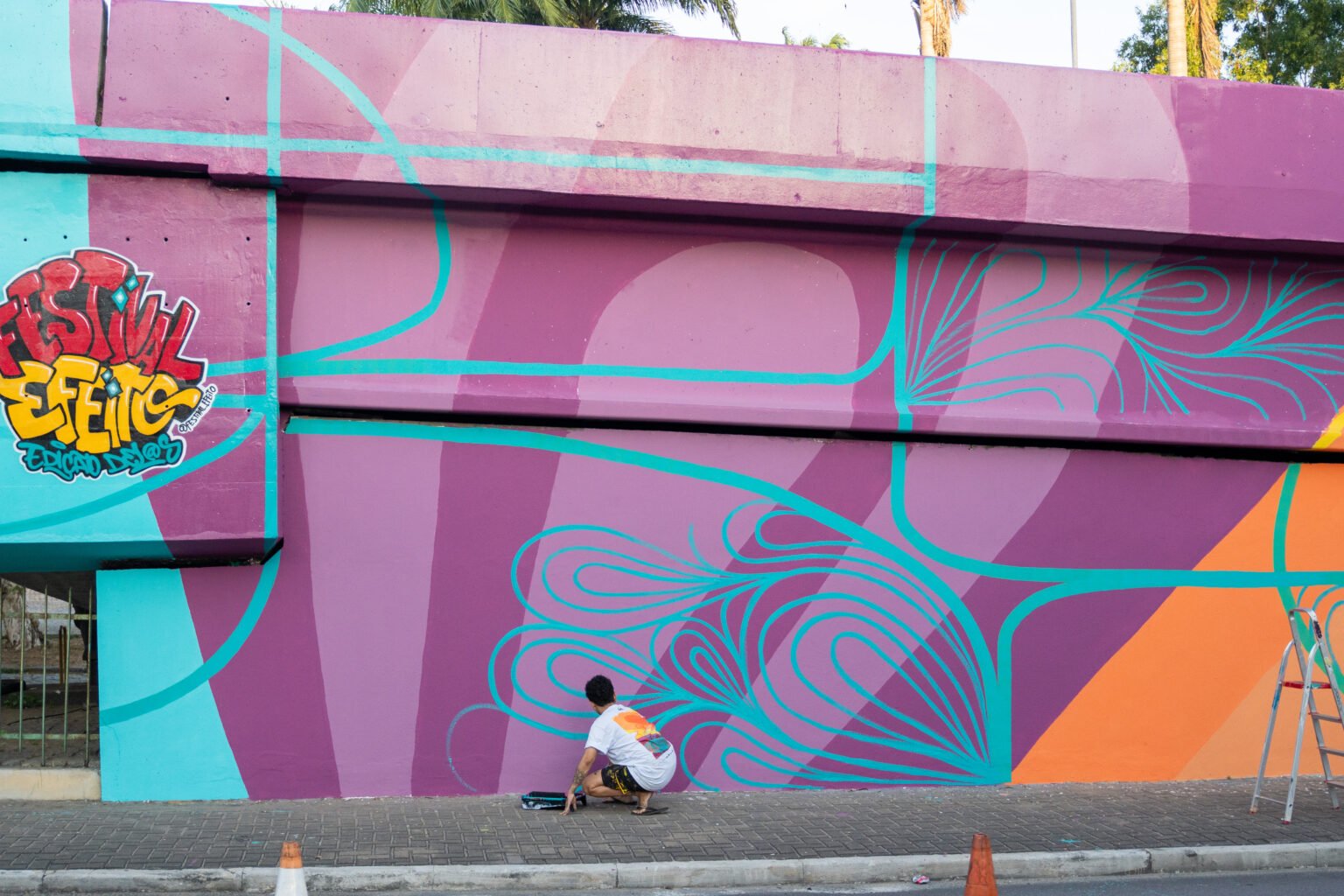Festival Efeito encerra edição “Del@s” com programação gratuita de arte urbana e música em Campos