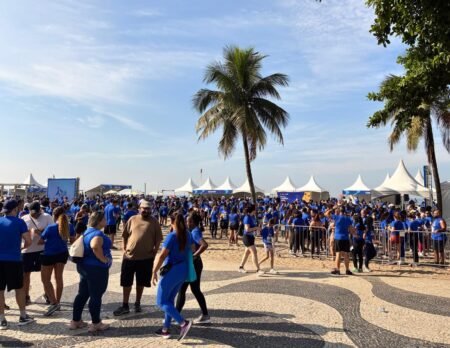 Corrida reúne mais de 4,5 mil pessoas e transforma Copacabana em palco de celebração à saúde