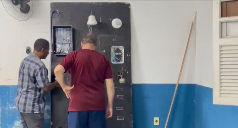 Aeroporto Bartolomeu Lisandro e Projeto Despertar iniciam curso gratuito de eletricista em Campos