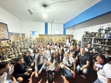 Alunos conhecem história do Goytacaz em visita ao Aryzão