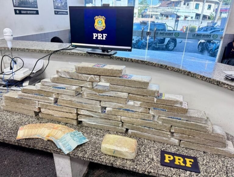 PRF apreende mais de 30 tabletes de drogas na BR-101, em Campos