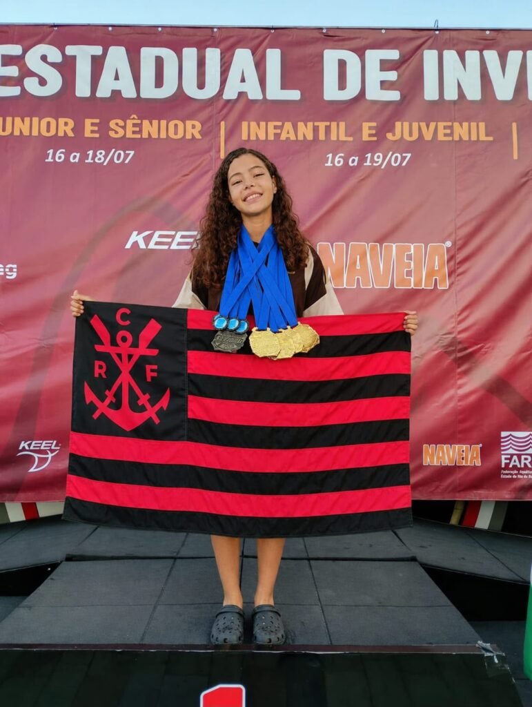 Atletas do polo do Flamengo em Campos conquistam 12 ouros no Estadual de Inverno de Natação