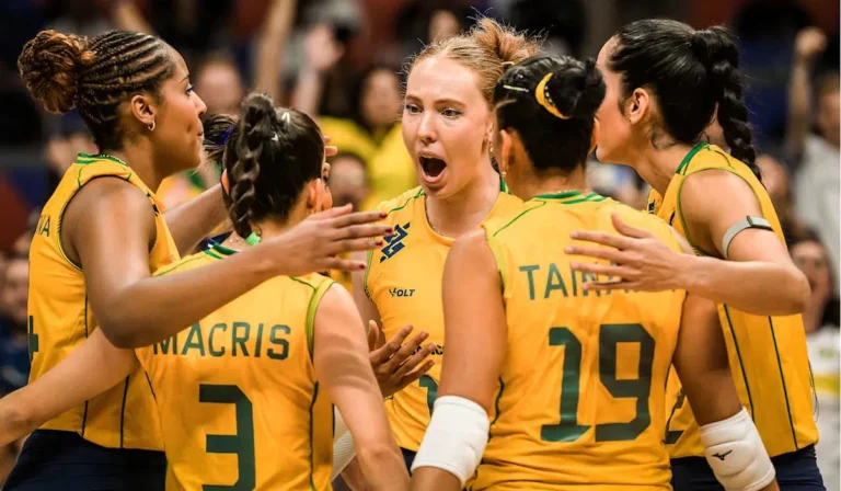 Brasil enfrenta a Itália neste sábado por vaga na final da Liga das Nações Feminina de Vôlei