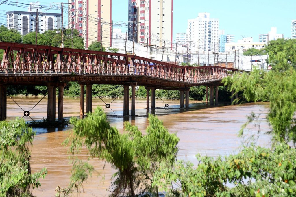 Governo do Estado inicia contratação emergencial para recuperar a Ponte de Ferro; obra pode durar até dois anos